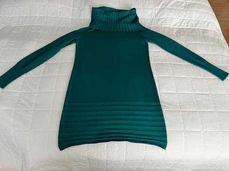 Smaragdovo-zelené šaty s rolákom, camaieu,l