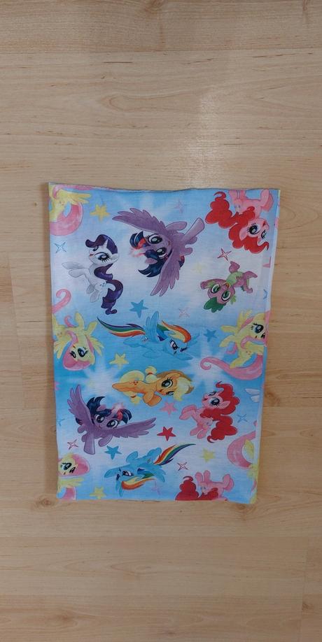 Dievčenský nákrčník s poníkmi, 