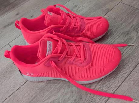 Neónovo ružové tenisky, skechers,40