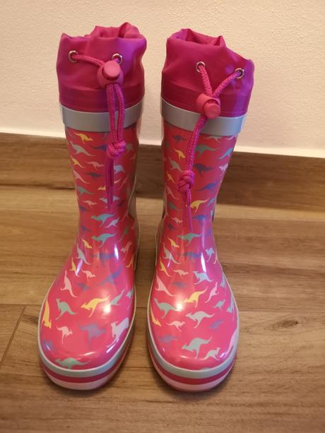 Gumáky, kangaroos,31