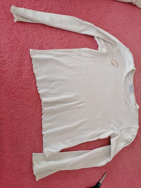 3 tričká - cena spolu, kik,152