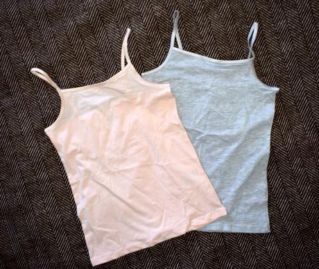 4 x tielko 146-152- kus 3 eura, 146