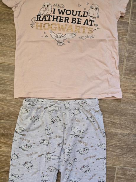 Pyžamo č.134-140, 134