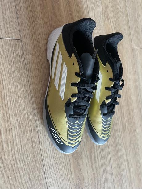 Turfy, adidas,38