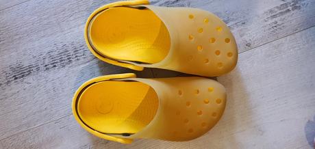 Crocsky j2, crocs,33