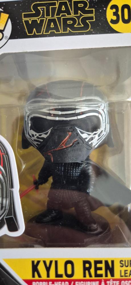Kylo ren - postavička hviezdne vojny,