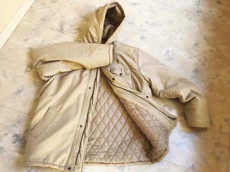 Teplá hrubá bunda s kapucňou, xxl