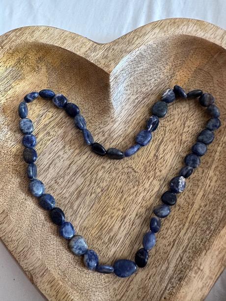 Náhrdelník pokojná myseľ sodalit, 