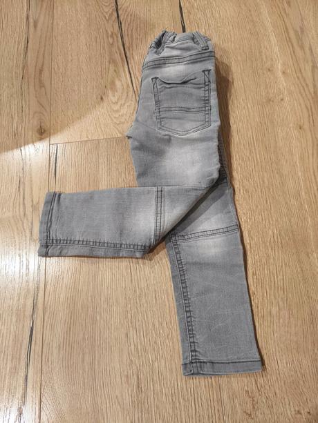 Chlapčenské rifliky, dopodopo,104