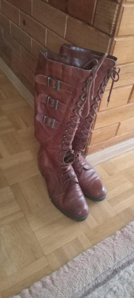 Kožené čižmy, 39