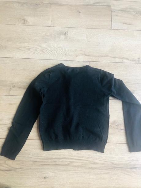 Svetrík na gombíky, next,128