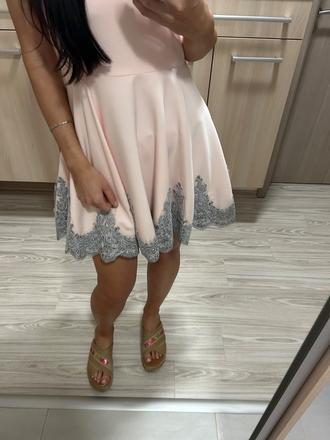 Spoločenské saty, 38