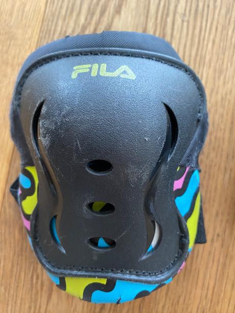 Chranice na kolena zn. fila, s