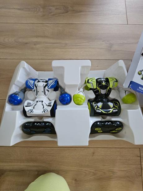 Roboty na boxovanie robo kombat, 