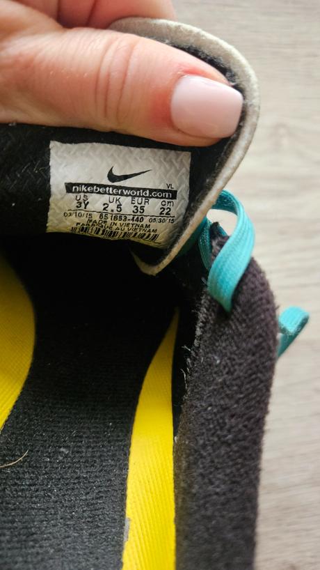 Kopačky a turfy, adidas,35