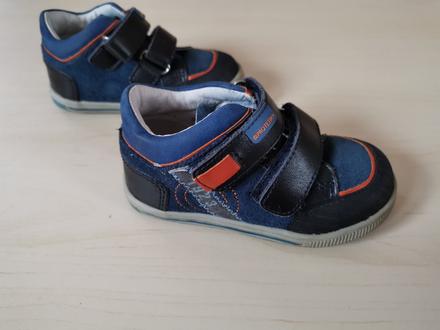 Topanky, protetika,23