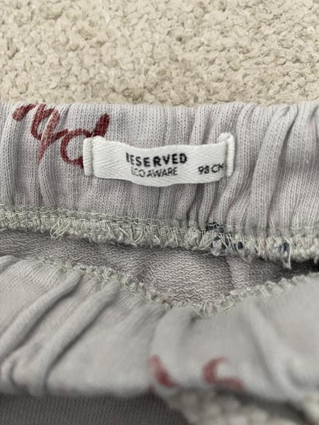 Teplaky, reserved,98