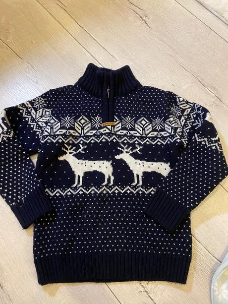 Sveter, 122