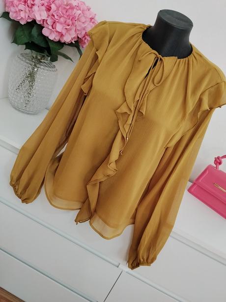Zara romantická volánová blúzka, zara,s