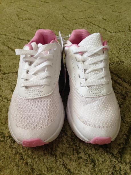 Predám nové tenisky, f&f,33