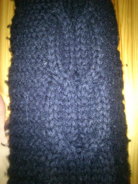 Cierny pleteny sal, m