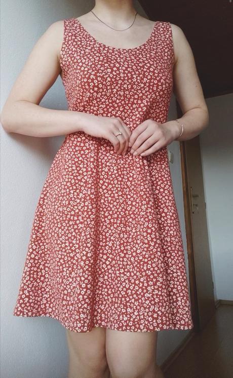 Letné šaty tehlovej farby, takko,l