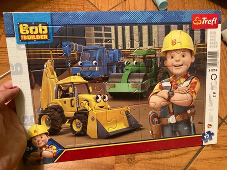 Puzzle bob staviteľ,