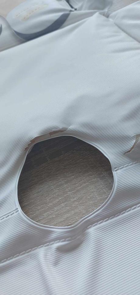 Jedalenská stolička cam, cam