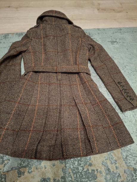 Dámsky /dievčenský zimný kabát, amisu,34