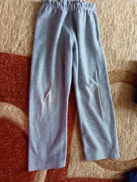 Tepláčiky 3 roky, 104