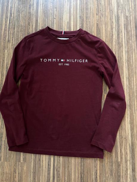 Tommy hilfiger original tričko 1-krát oblečené, tommy hilfiger,140