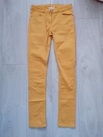 Nohavice v. 152, 152