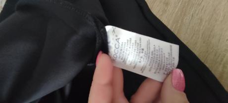 Puzdrové šaty s čipkou kocca, s