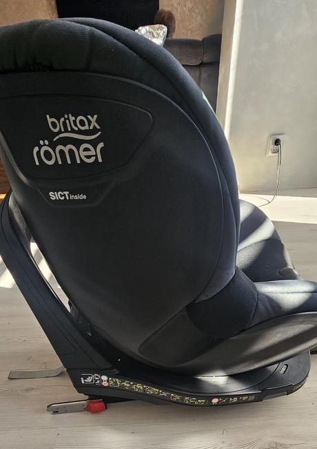Autosedačka rõmer britax, römer