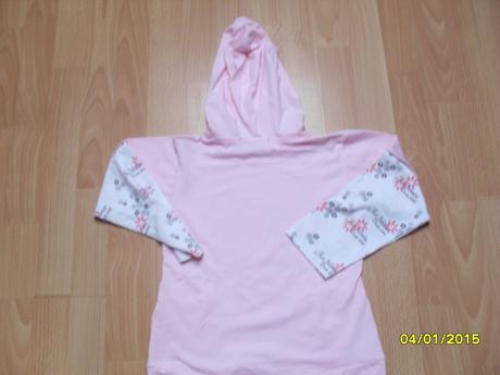 Tričko s kapuckou, 134