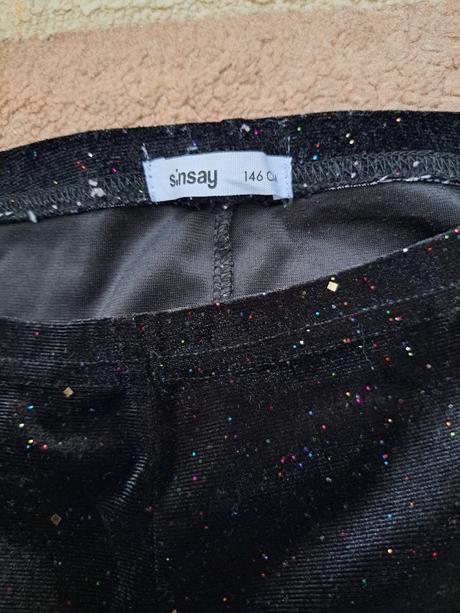 Zamatové legíny, sinsay,146