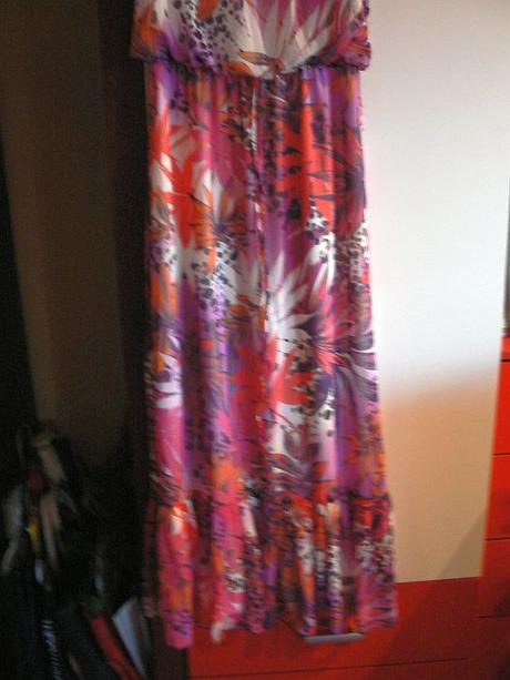 Dlhé kvetinové šaty, m