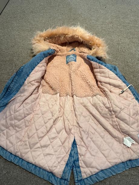 Prechodna bunda, reserved,122