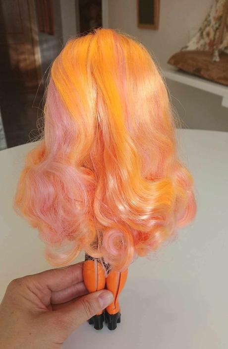 Bábika poppy rowan - kolekcia rainbow high, 