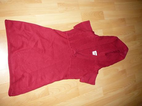 Dievcensky sveter-saty, 140