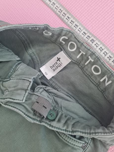 Džínsy zelené strečove, 152