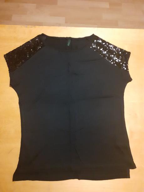 Čierny top s flitrami, benetton,m
