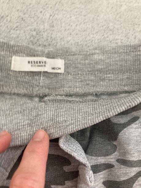 Teplaky reserved, reserved,140