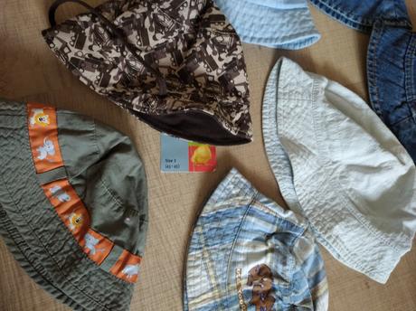 Klobúčiky(2-6mesiacov), h&m,68