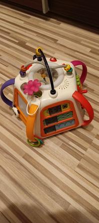 Zvuková interaktívna kocka,