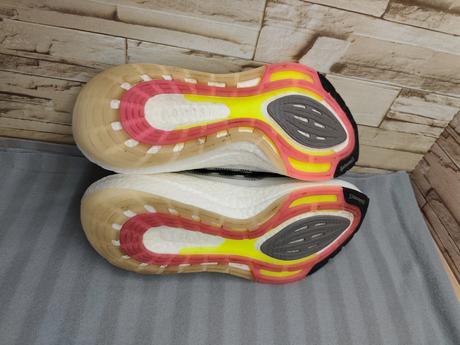 Adidas 42 2/3 - bežecké topánky, adidas,42