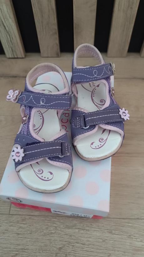 Sandálky 26, cupcake,26