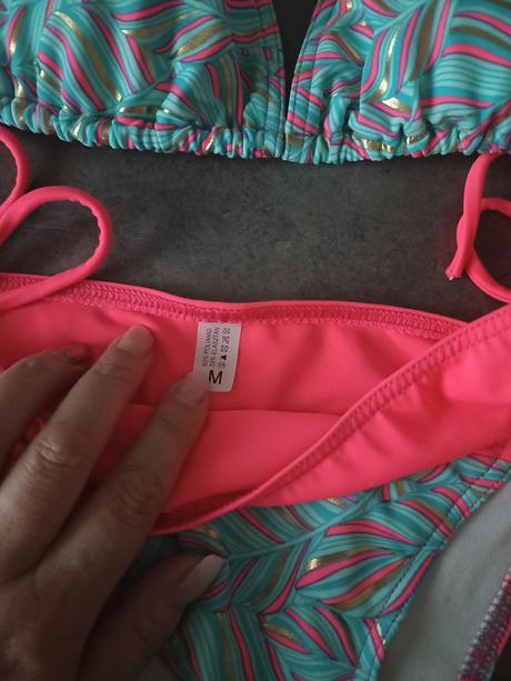 Raz oblečené plavky, veľ xs, xs