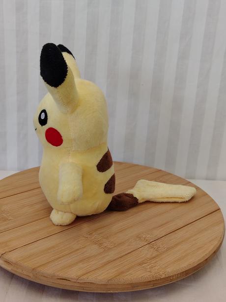 Plyšový pokémon pikachu, 23 cm, 