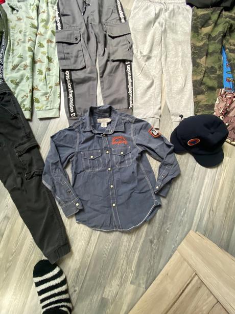 Balík oblecenia, 122–134